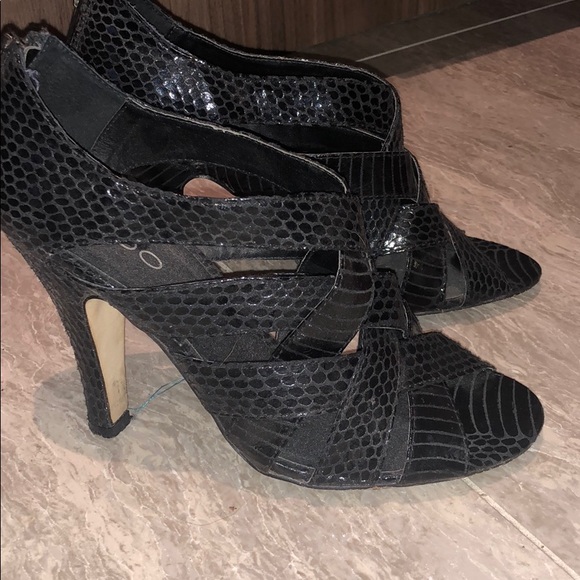 Black Aldo heels - Picture 2 of 3